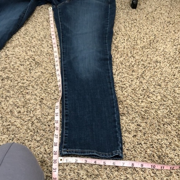 Levi’s Classic Straight Leg Jeans Size 6 Dark Blue High Waist - Picture 6 of 9